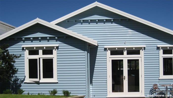 A Beginner’s Guide to Weatherboard Installation & Maintenance